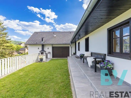 Prodej domu 186 m², pozemek 871 m²