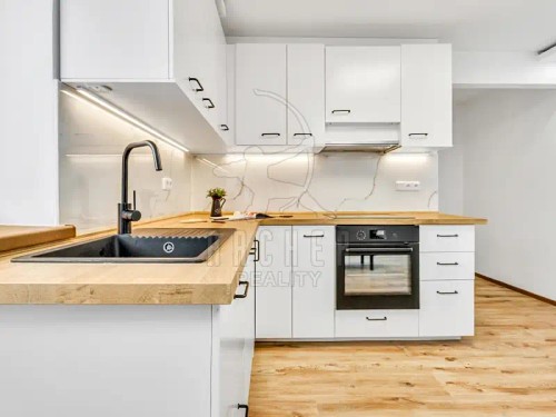 Prodej bytu 4+kk 87 m²