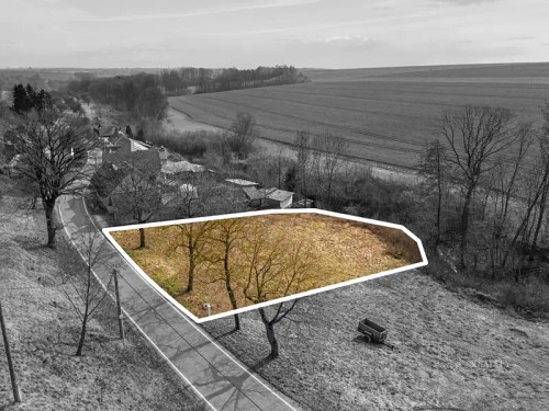 Prodej stavebního pozemku 2030 m²