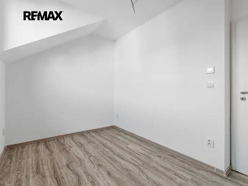 Prodej bytu 4+kk 80 m²