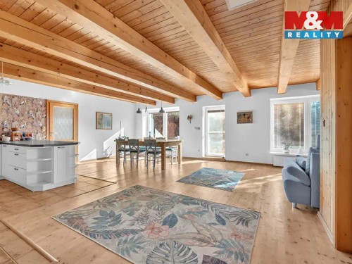 Prodej domu 400 m², pozemek 5480 m²