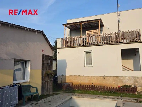 Prodej domu 343 m², pozemek 800 m²