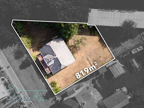 Prodej stavebního pozemku 819 m²