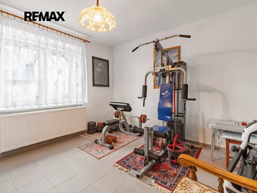 Prodej domu 328 m², pozemek 758 m²
