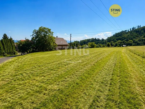 Prodej stavebního pozemku 835 m²