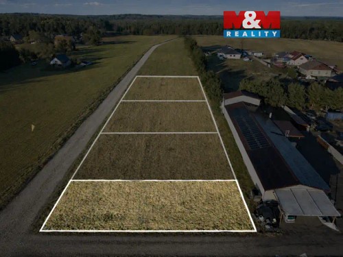 Prodej stavebního pozemku 878 m²