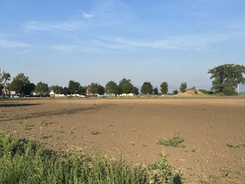 Prodej stavebního pozemku 23590 m²