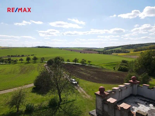 Prodej zemědělské usedlosti 350 m², pozemek 11288 m²