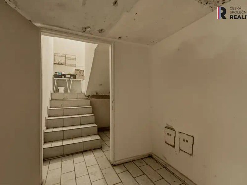 Prodej domu 300 m², pozemek 1343 m²