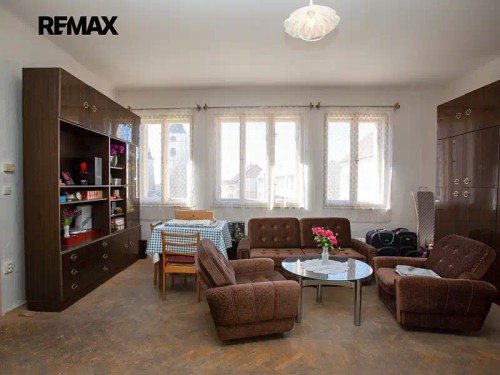 Prodej domu 196 m², pozemek 828 m²