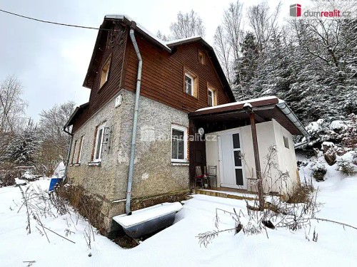 Prodej domu 130 m², pozemek 1035 m²