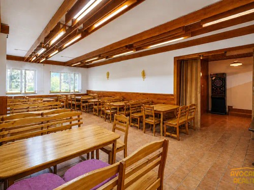 Prodej domu 1000 m², pozemek 22792 m²