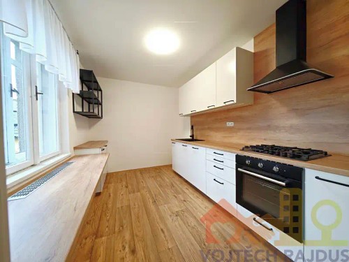 Prodej domu 200 m², pozemek 1772 m²