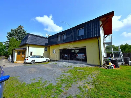 Prodej domu 247 m², pozemek 1230 m²