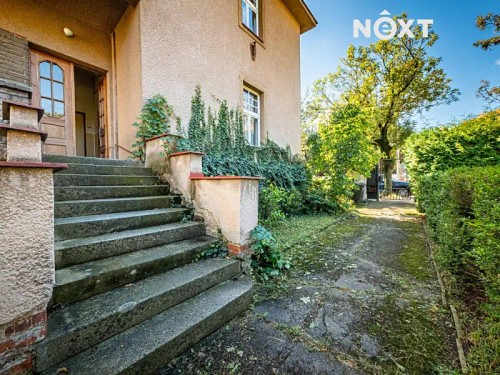 Prodej vily 350 m², pozemek 1115 m²