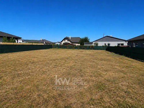 Prodej stavebního pozemku 644 m²