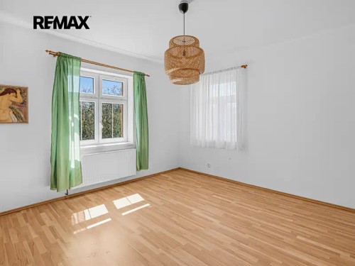 Prodej vily 320 m², pozemek 1201 m²
