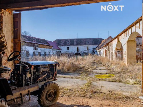 Prodej zemědělské usedlosti 1400 m², pozemek 9526 m²