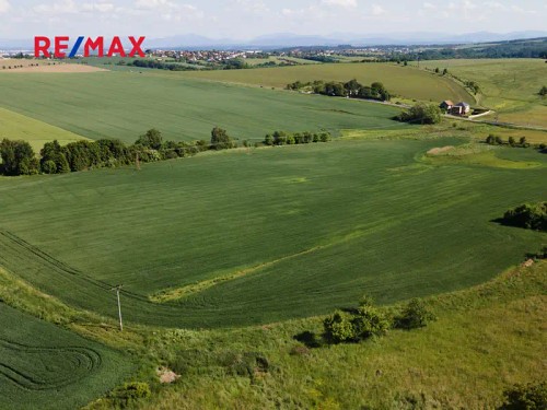 Prodej stavebního pozemku 1322 m²