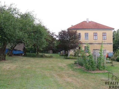 Prodej domu 443 m², pozemek 221 m²