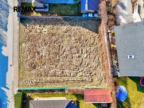 Prodej stavebního pozemku 596 m²