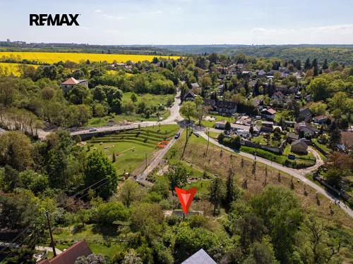 Prodej stavebního pozemku 1537 m²