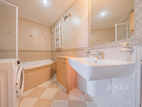 Prodej bytu 3+kk 70 m²
