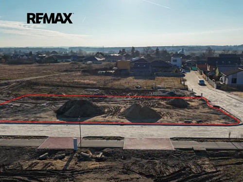 Prodej stavebního pozemku 821 m²