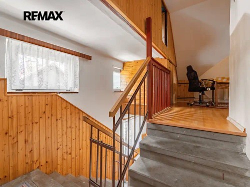 Prodej domu 328 m², pozemek 758 m²
