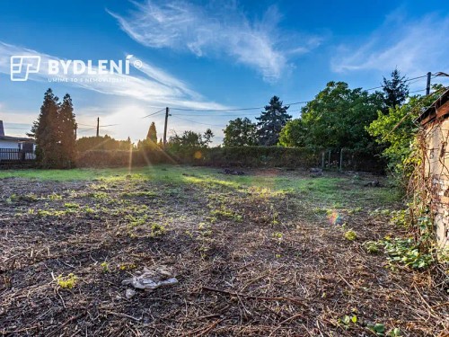 Prodej stavebního pozemku 738 m²