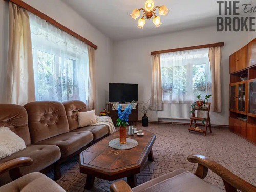 Prodej domu 242 m², pozemek 13584 m²