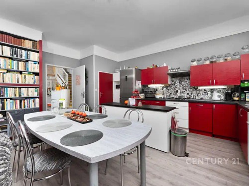 Prodaný dům 405 m², pozemek 295 m²