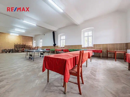 Prodej domu 670 m², pozemek 1786 m²