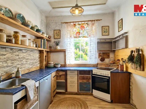 Prodej chalupy 105 m², pozemek 318 m²