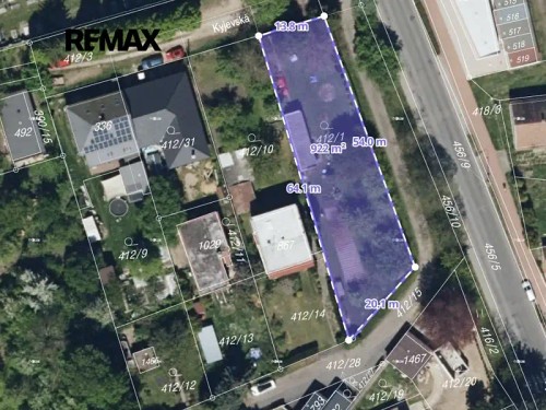 Prodej stavebního pozemku 922 m²