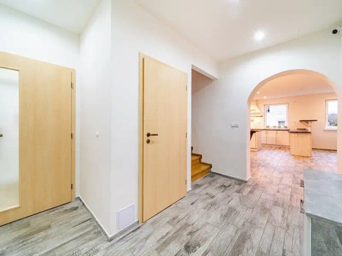 Prodej domu 360 m², pozemek 724 m²