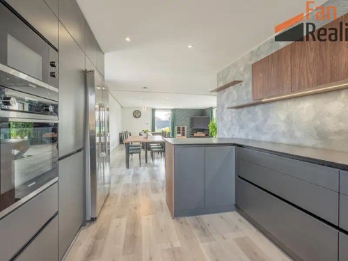 Prodej domu 210 m², pozemek 3132 m²