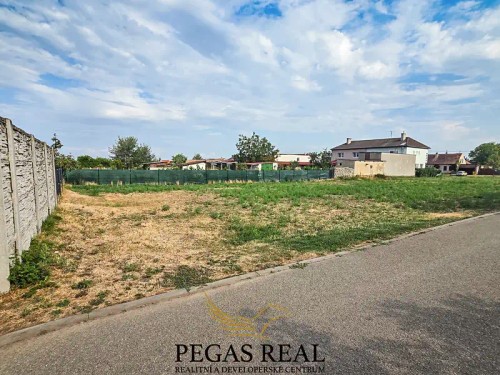 Prodej stavebního pozemku 614 m²