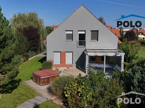 Prodej domu 197 m², pozemek 1169 m²