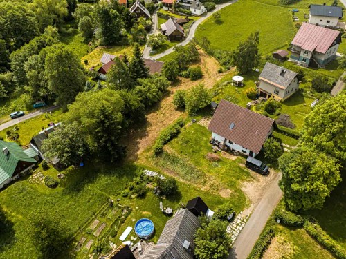 Prodej stavebního pozemku 1785 m²