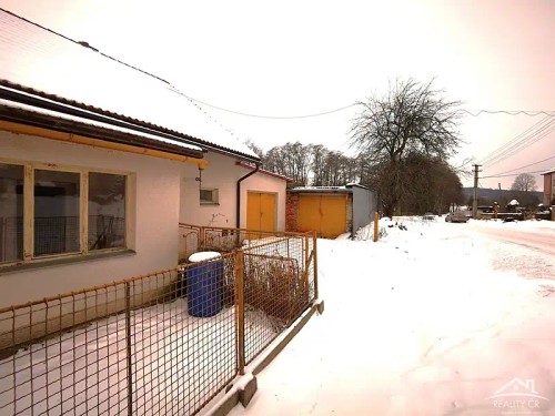 Prodej domu 371 m², pozemek 2500 m²
