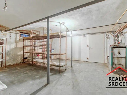 Prodej domu 600 m², pozemek 1659 m²