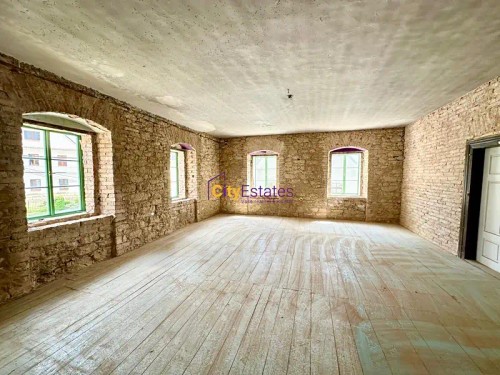 Prodej chalupy 700 m², pozemek 2500 m²