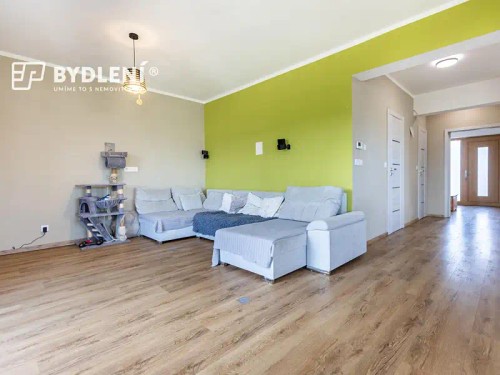 Prodej domu 226 m², pozemek 1580 m²