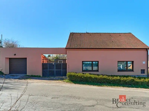 Prodej domu 148 m², pozemek 1050 m²