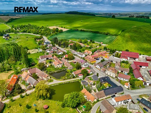 Prodej domu 200 m², pozemek 1223 m²