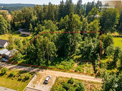 Prodej stavebního pozemku 2270 m²