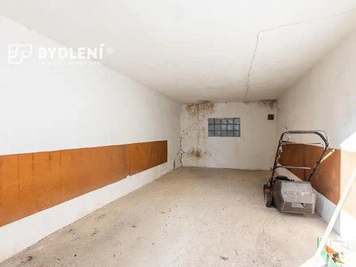 Prodej domu 360 m², pozemek 587 m²