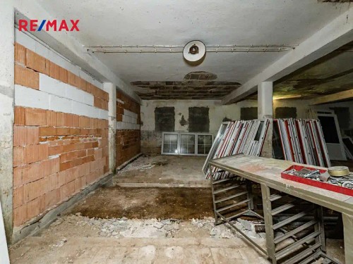 Prodej zemědělské usedlosti 830 m², pozemek 978 m²