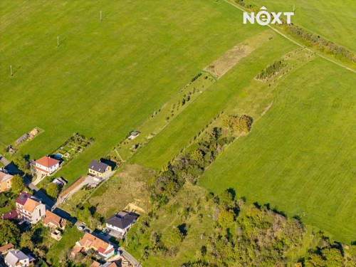Prodej stavebního pozemku 1300 m²